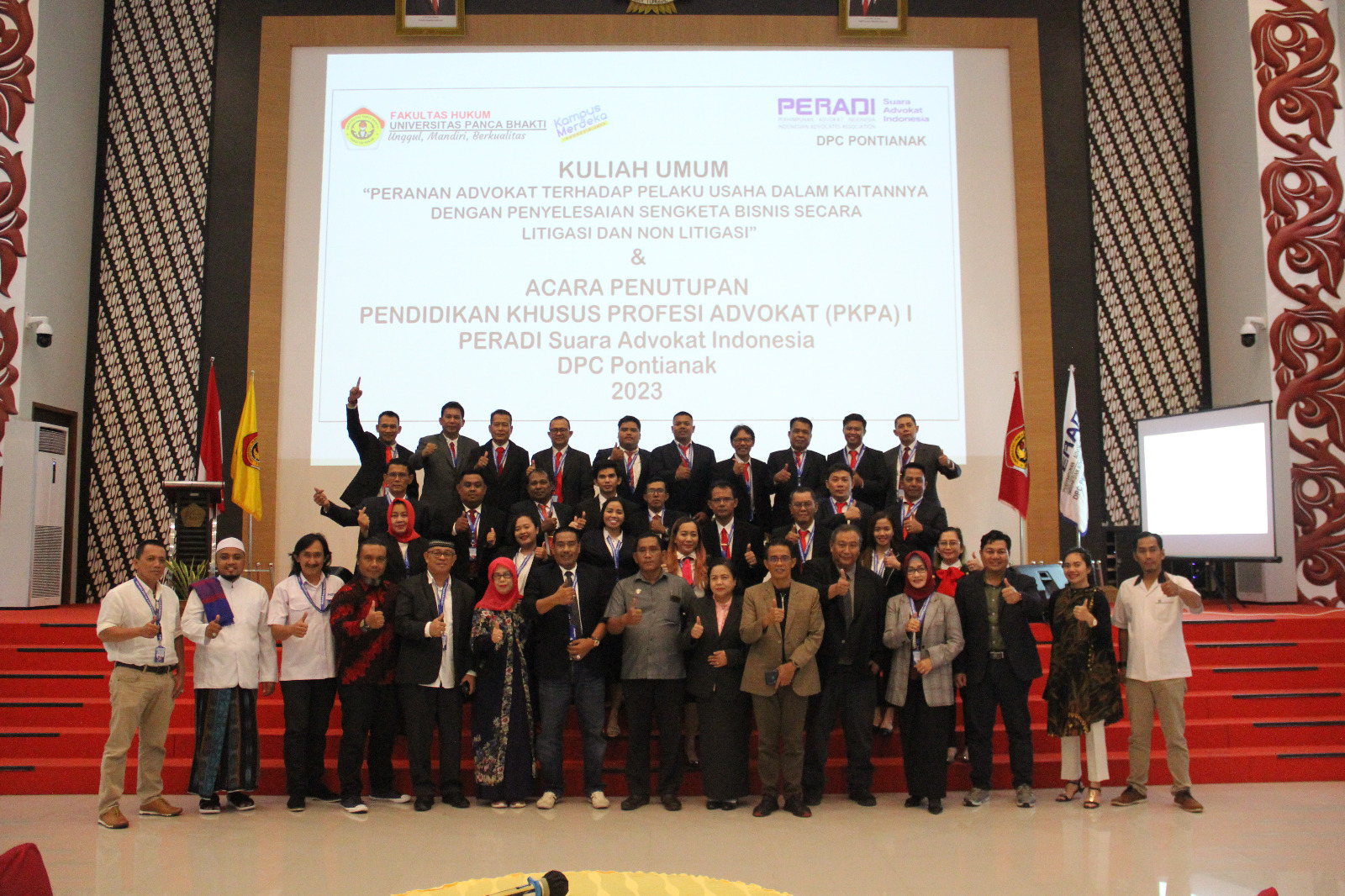 Studium Generale & Penutupan PKPA DPC PERADI Pontianak bekerjasama dengan FH Universitas Panca Bhakti (Akreditasi A), diselenggarakan Universitas Panca Bhakti & Auditorium Universitas Panca Bhakti, Minggu, 9 April 2023. Jumlah peserta yang mengikuti 26 orang.